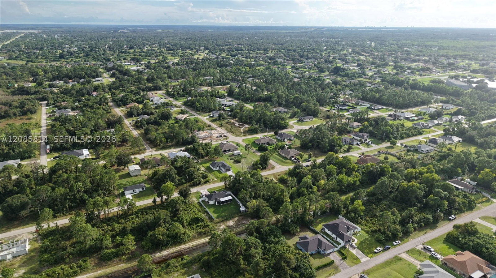 Real estate property located at 739 Theodore Vail St E, Lee, Lehigh Acres Unit 5, Lehigh Acres, FL