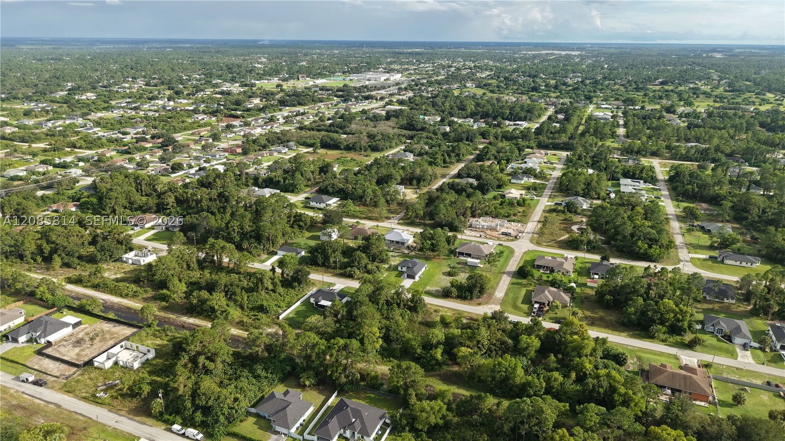 Real estate property located at 739 Theodore Vail St E, Lee, Lehigh Acres Unit 5, Lehigh Acres, FL