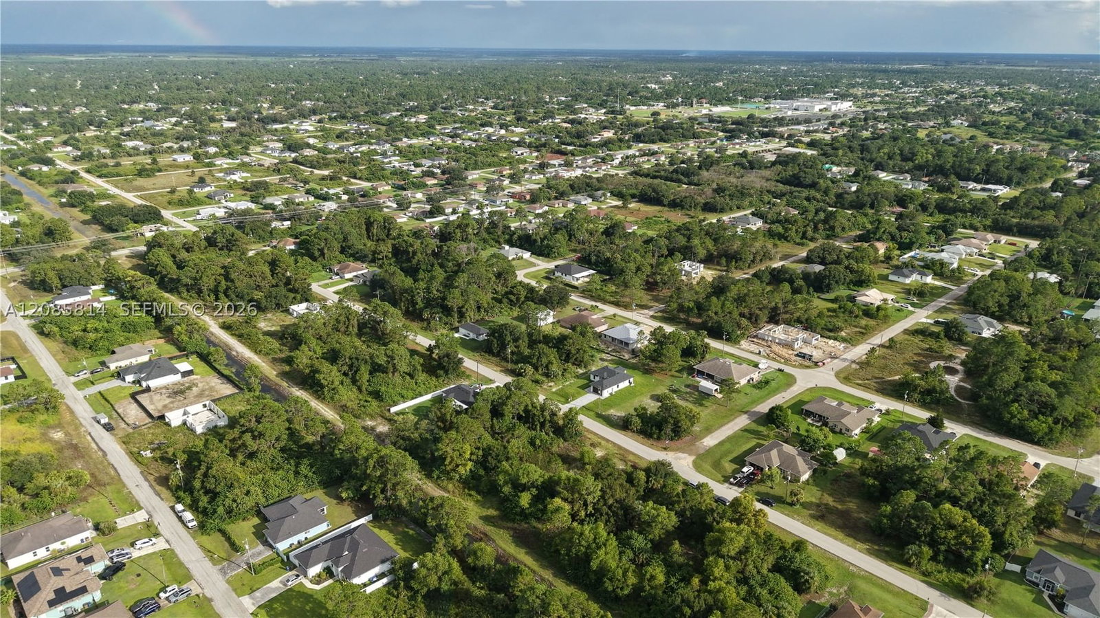 Real estate property located at 739 Theodore Vail St E, Lee, Lehigh Acres Unit 5, Lehigh Acres, FL