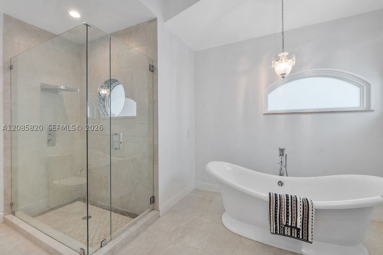 Real estate property located at 900 Spoonbill Cir, Broward, Orchid Island, Weston, FL