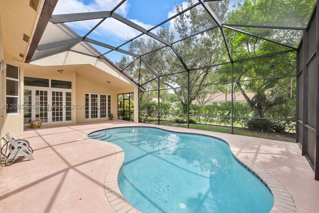 Real estate property located at 900 Spoonbill Cir, Broward, Orchid Island, Weston, FL