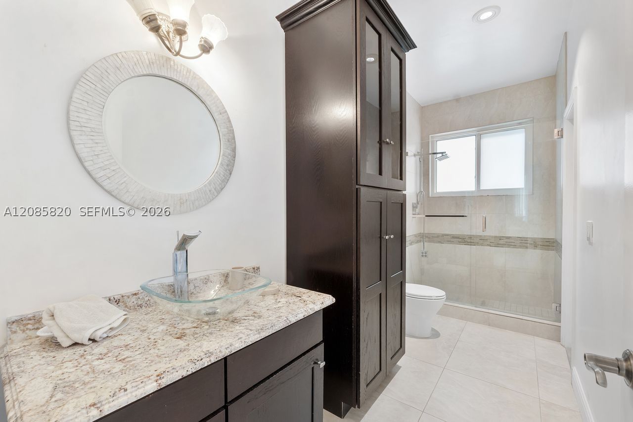 Real estate property located at 900 Spoonbill Cir, Broward, Orchid Island, Weston, FL