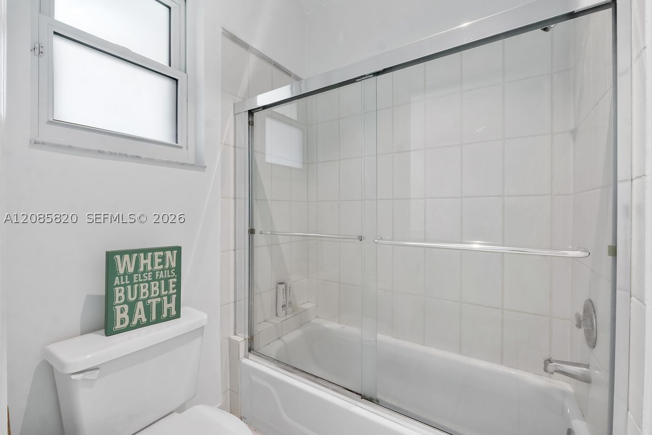 Real estate property located at 900 Spoonbill Cir, Broward, Orchid Island, Weston, FL