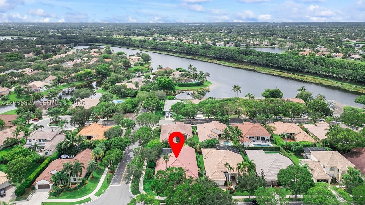 Real estate property located at 900 Spoonbill Cir, Broward, Orchid Island, Weston, FL