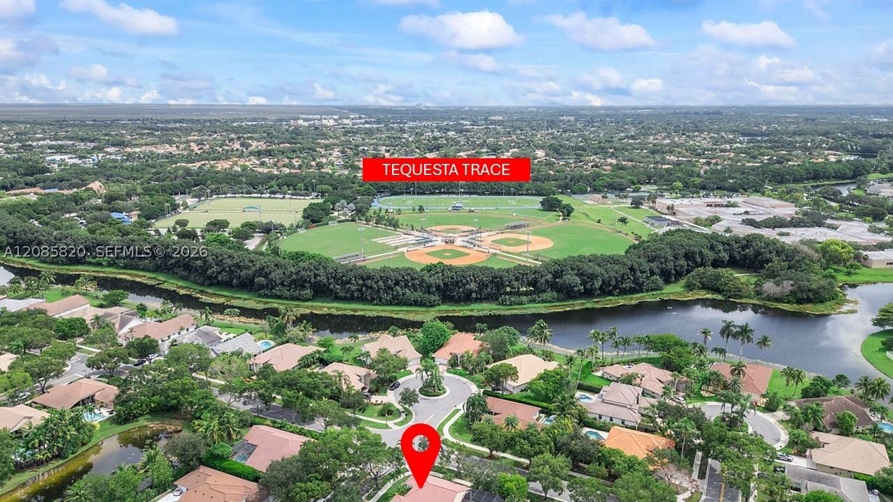 Real estate property located at 900 Spoonbill Cir, Broward, Orchid Island, Weston, FL