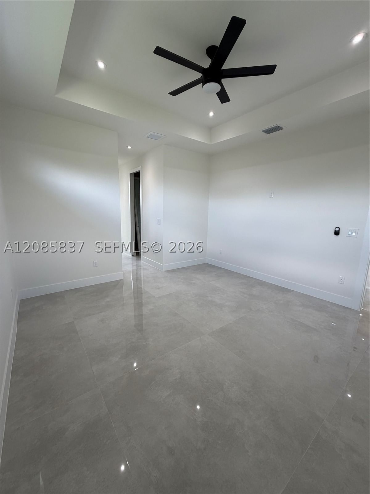 Real estate property located at 6013 Gene Ave, Lee, Willow Lake Addition, Lehigh Acres, FL