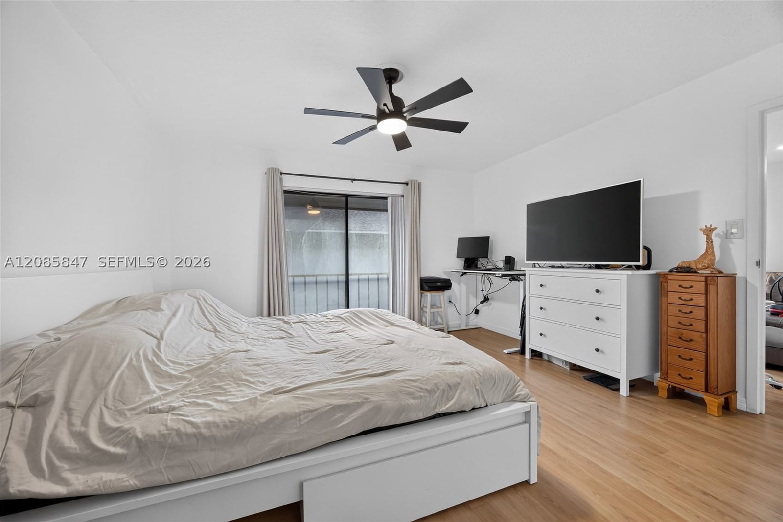 Real estate property located at 5767 Washington St F22, Broward, Holiday Park 1 Condo, Hollywood, FL