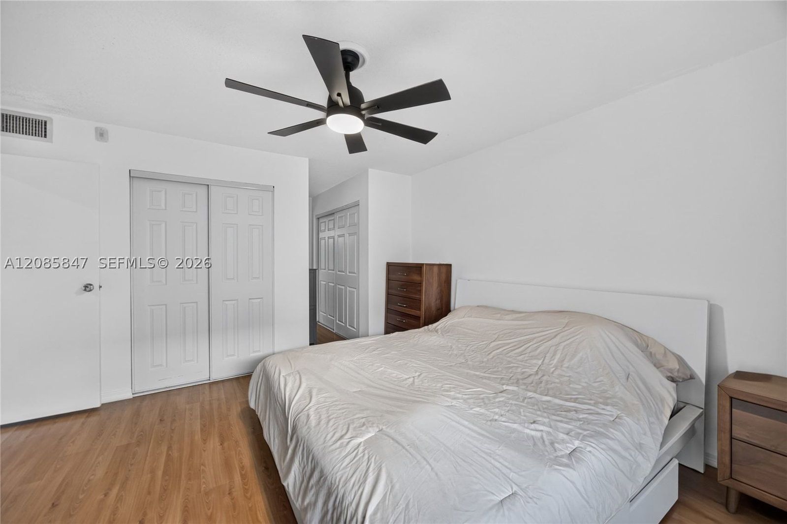 Real estate property located at 5767 Washington St F22, Broward, Holiday Park 1 Condo, Hollywood, FL