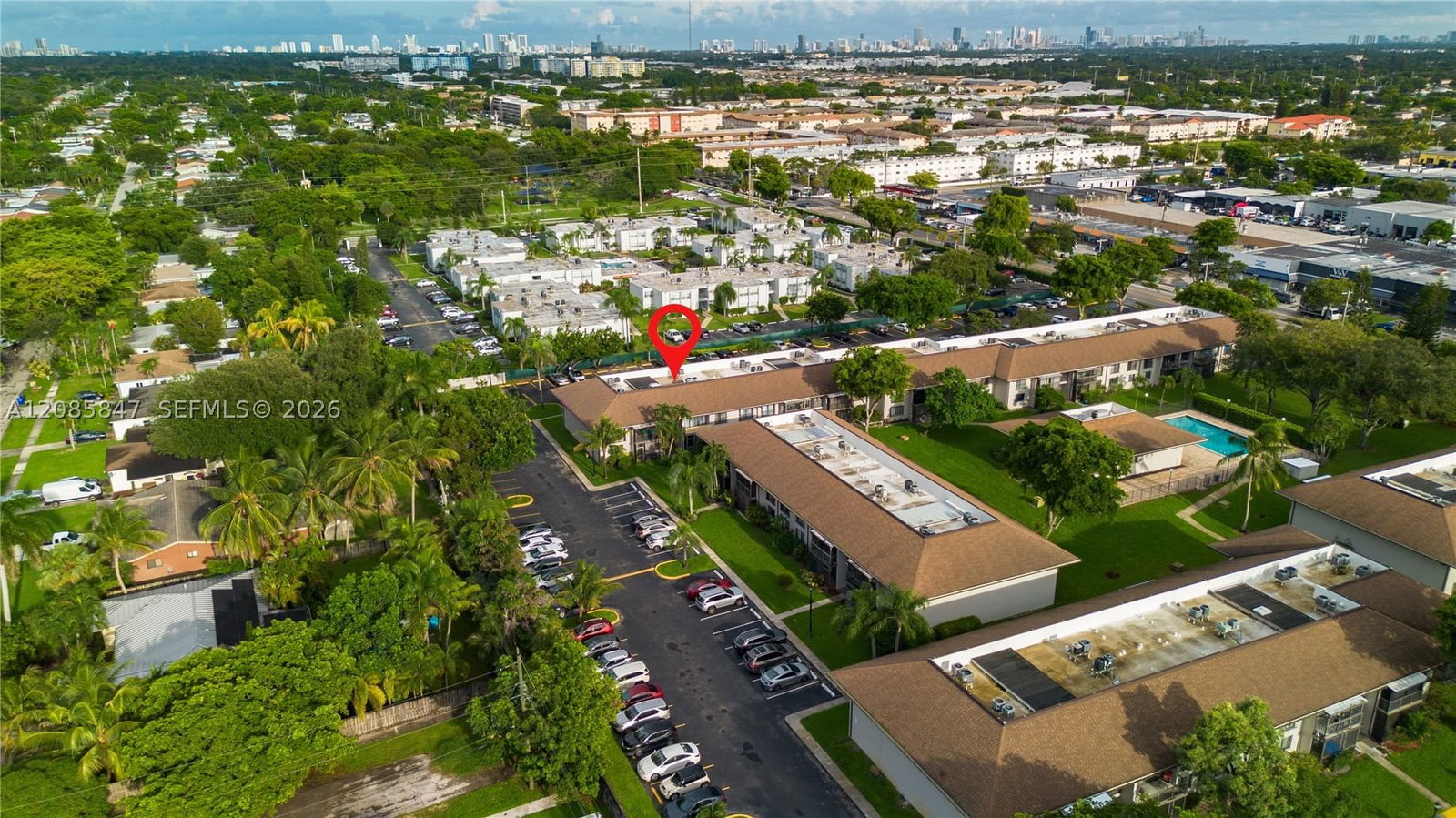 Real estate property located at 5767 Washington St F22, Broward, Holiday Park 1 Condo, Hollywood, FL