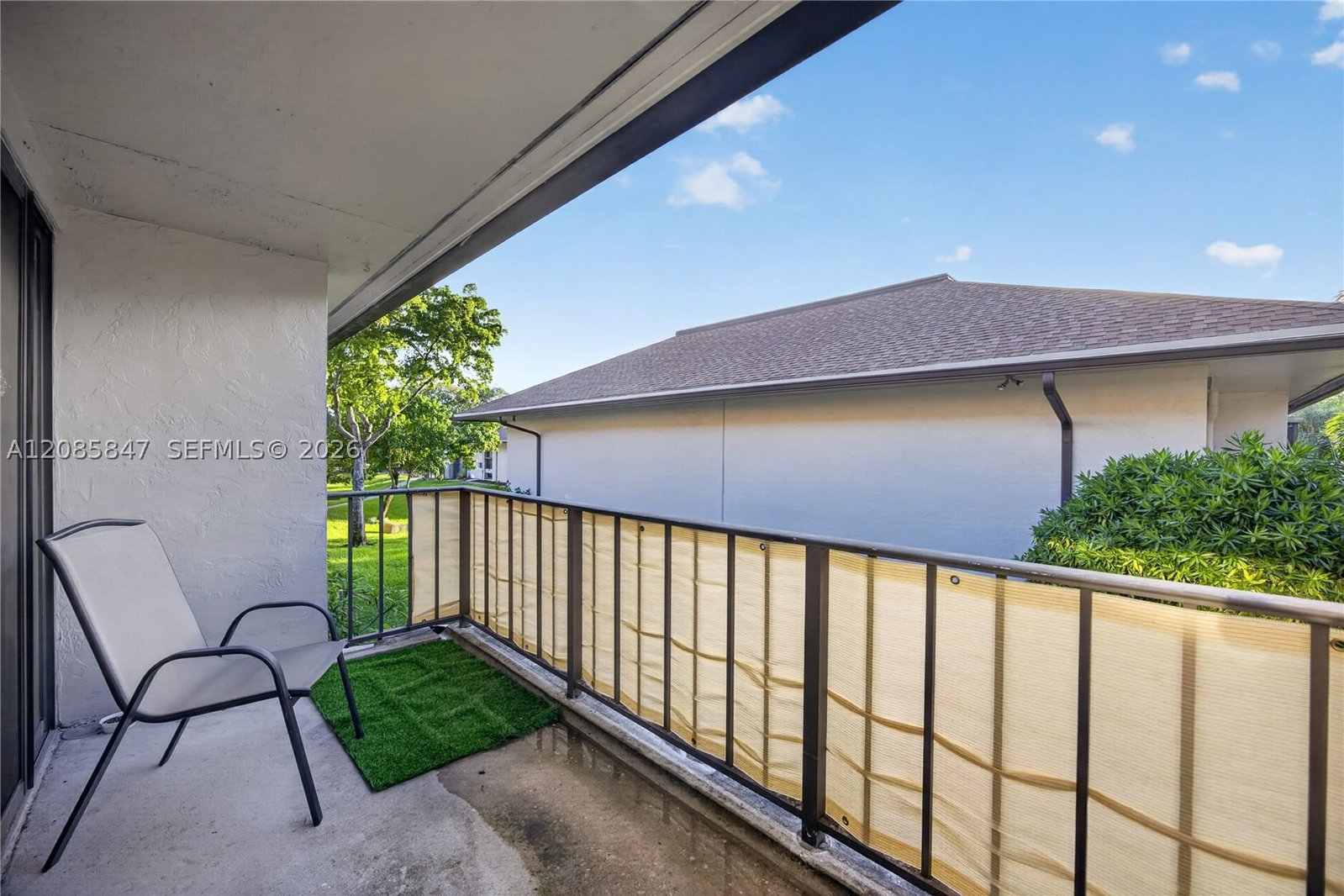 Real estate property located at 5767 Washington St F22, Broward, Holiday Park 1 Condo, Hollywood, FL