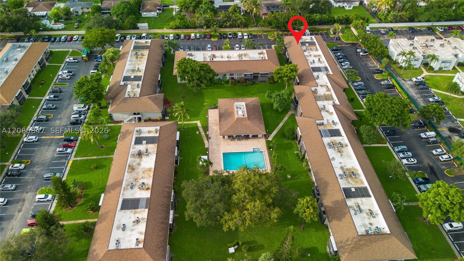 Real estate property located at 5767 Washington St F22, Broward, Holiday Park 1 Condo, Hollywood, FL