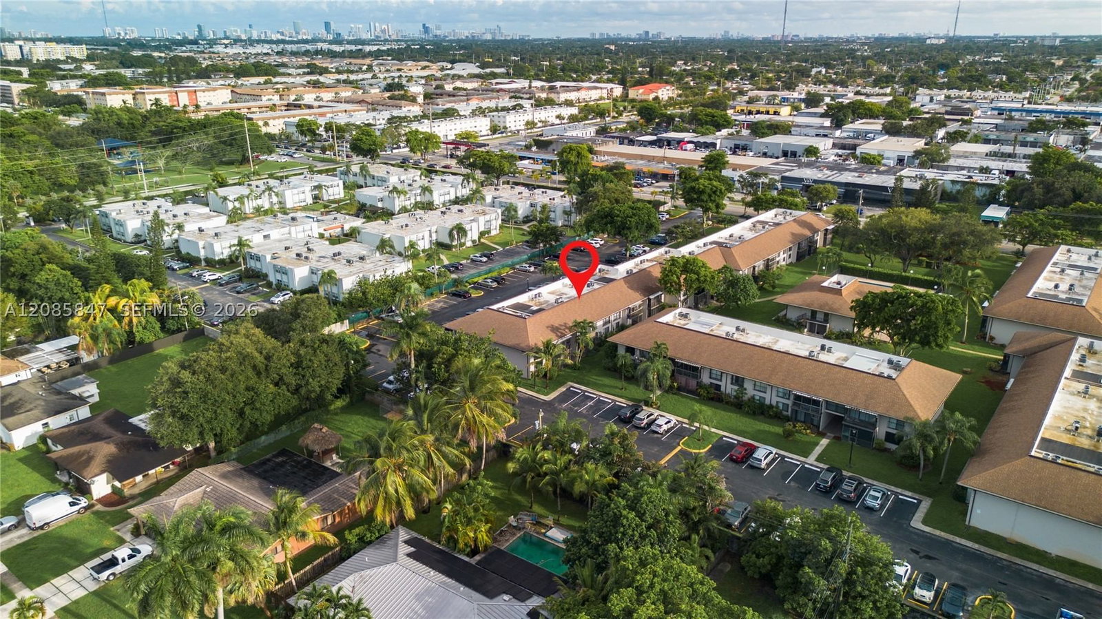 Real estate property located at 5767 Washington St F22, Broward, Holiday Park 1 Condo, Hollywood, FL