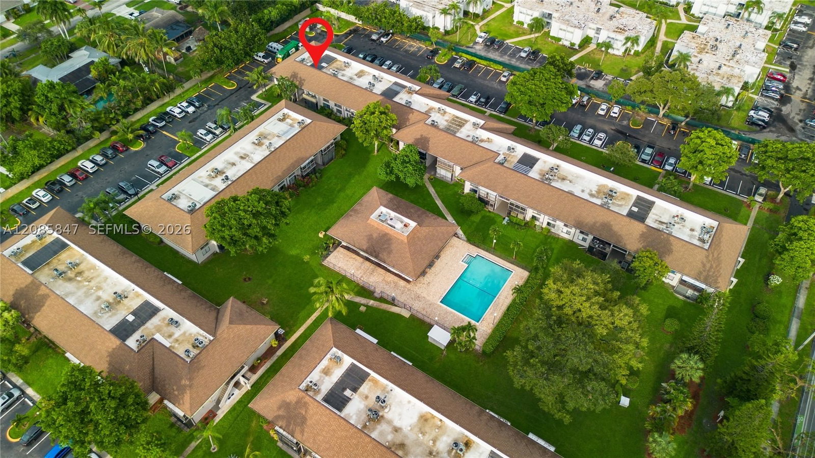 Real estate property located at 5767 Washington St F22, Broward, Holiday Park 1 Condo, Hollywood, FL