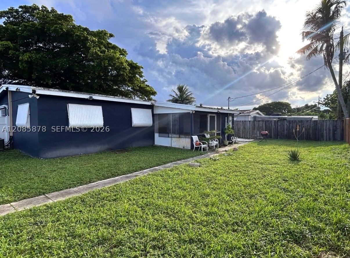 Real estate property located at 6541 5th St, Broward, Boulevard Heights Sec Ten, Pembroke Pines, FL