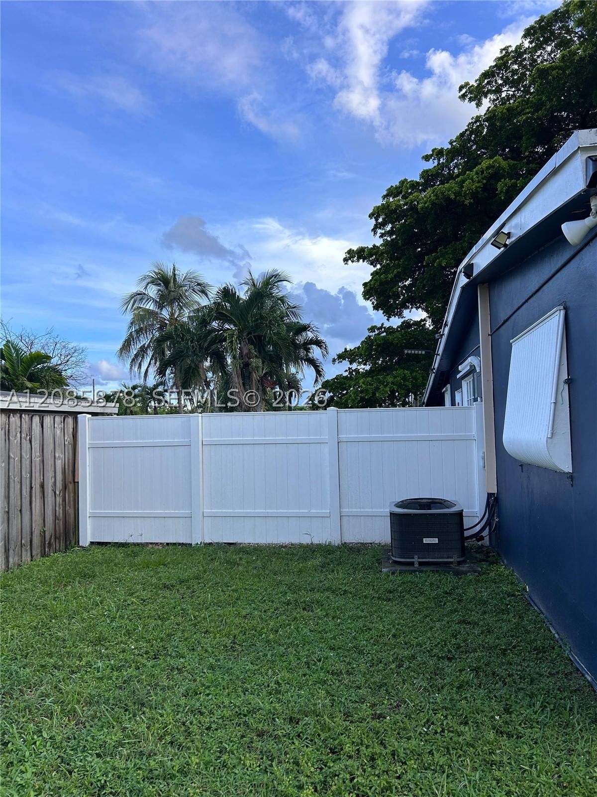 Real estate property located at 6541 5th St, Broward, Boulevard Heights Sec Ten, Pembroke Pines, FL