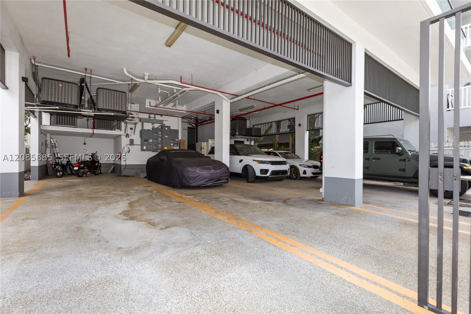Real estate property located at 350 Meridian Ave #201, Miami-dade, 350 Meridian Condo, Miami Beach, FL