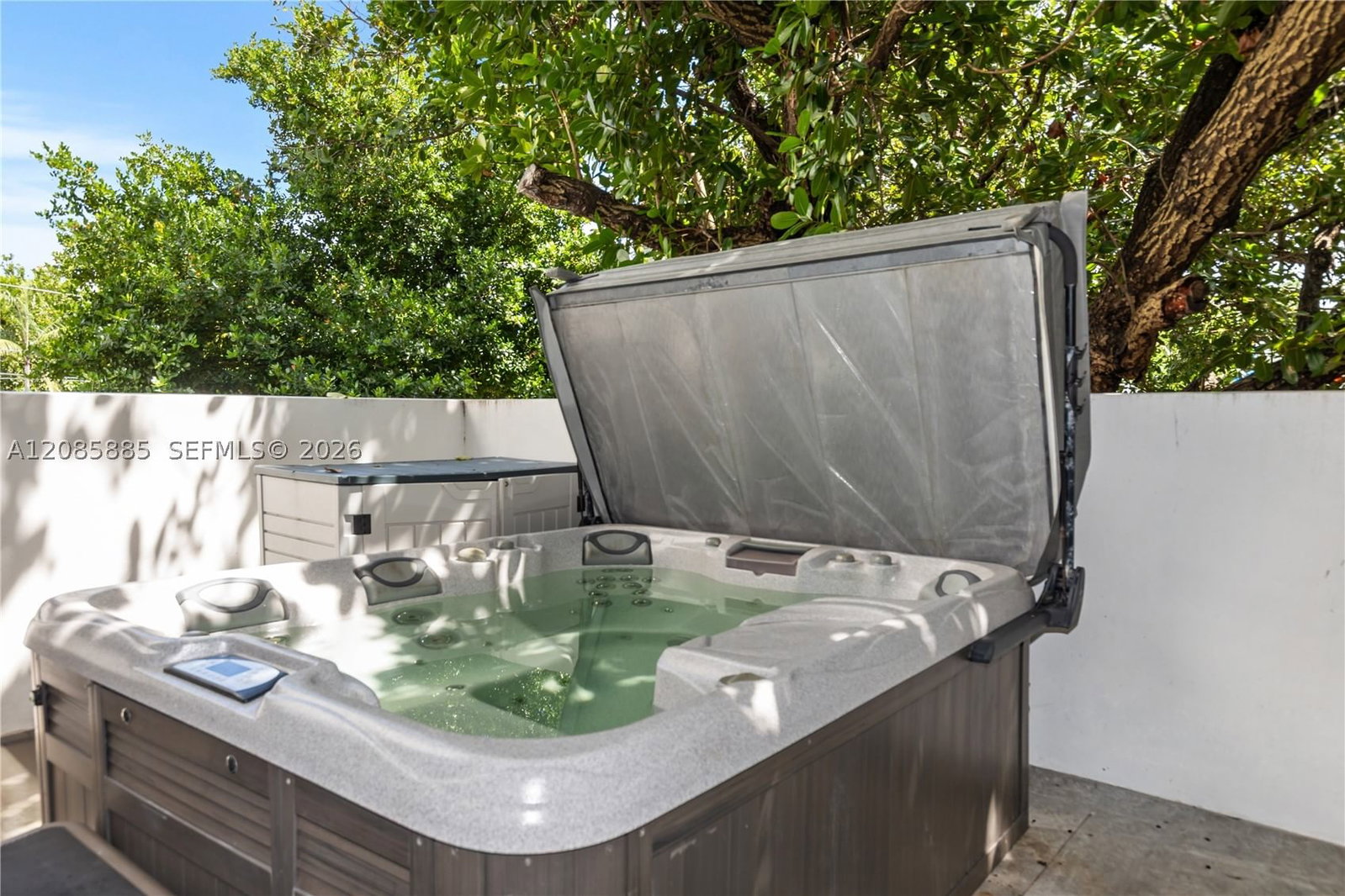 Real estate property located at 350 Meridian Ave #201, Miami-dade, 350 Meridian Condo, Miami Beach, FL