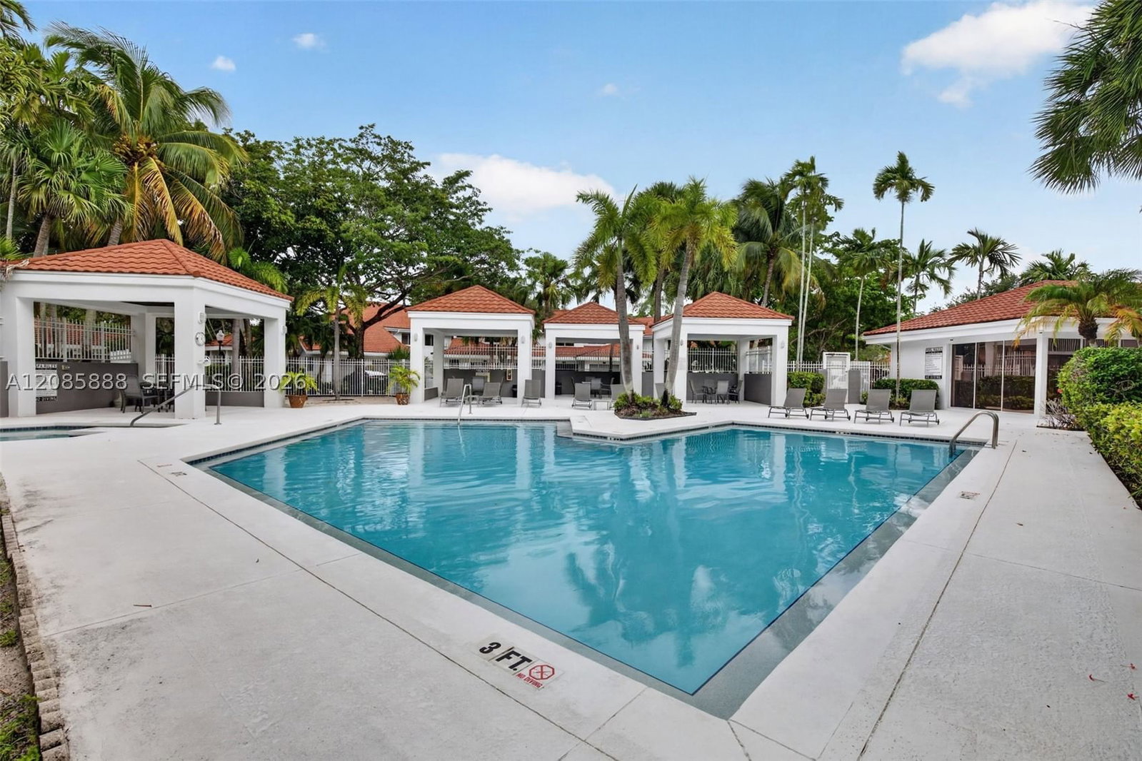 Real estate property located at 9275 9th Ct #9275, Broward, Parc Court Condo, Plantation, FL