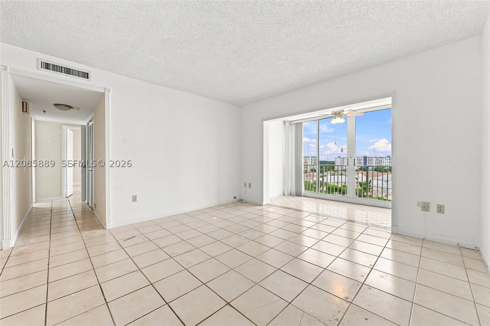 Real estate property located at 3850 Washington St #808, Broward, Hillcrest East No 27 Cond, Hollywood, FL