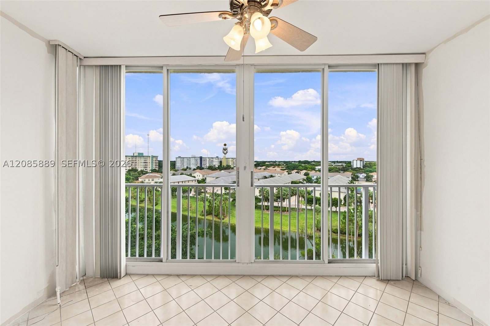 Real estate property located at 3850 Washington St #808, Broward, Hillcrest East No 27 Cond, Hollywood, FL