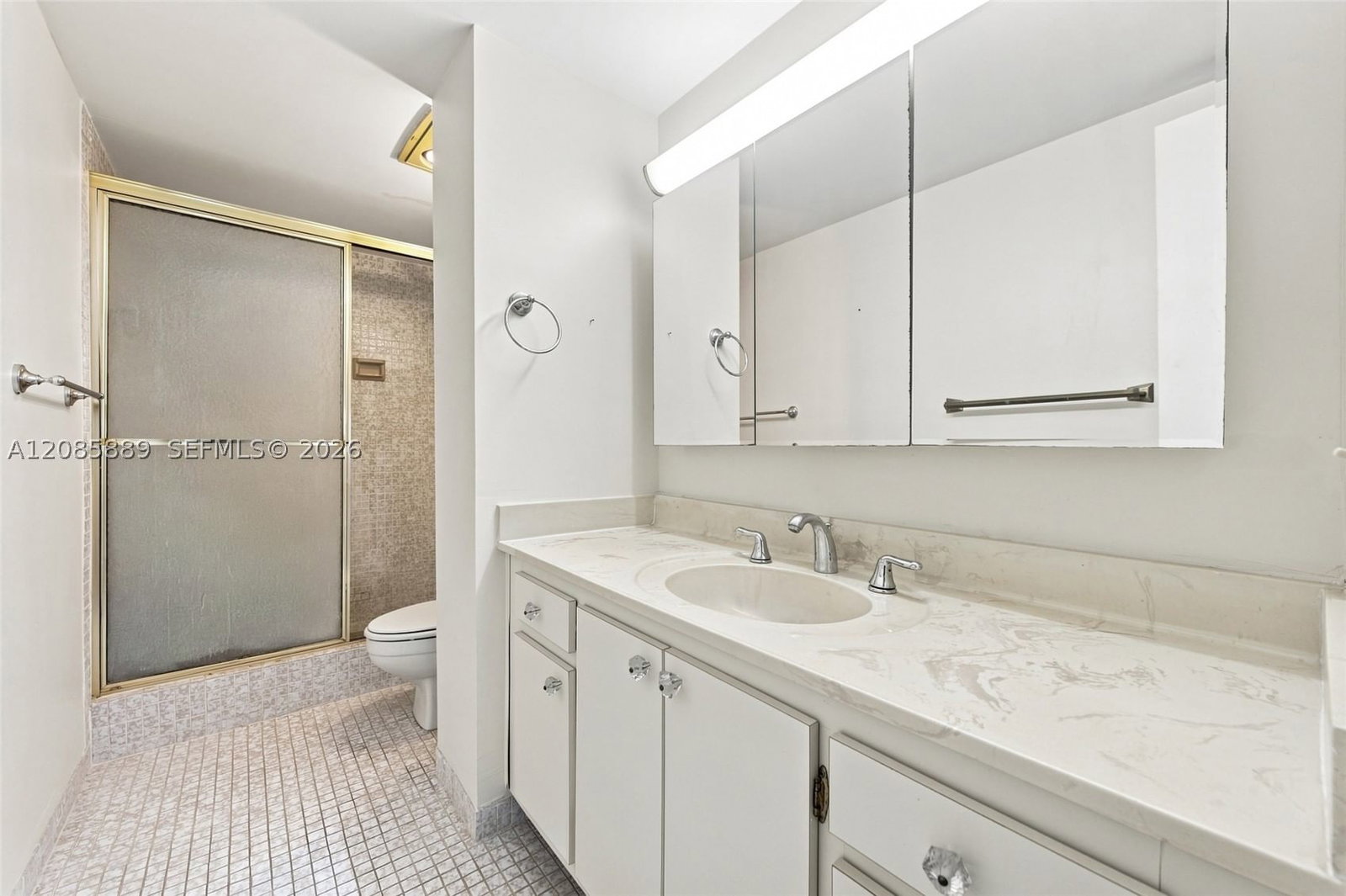 Real estate property located at 3850 Washington St #808, Broward, Hillcrest East No 27 Cond, Hollywood, FL