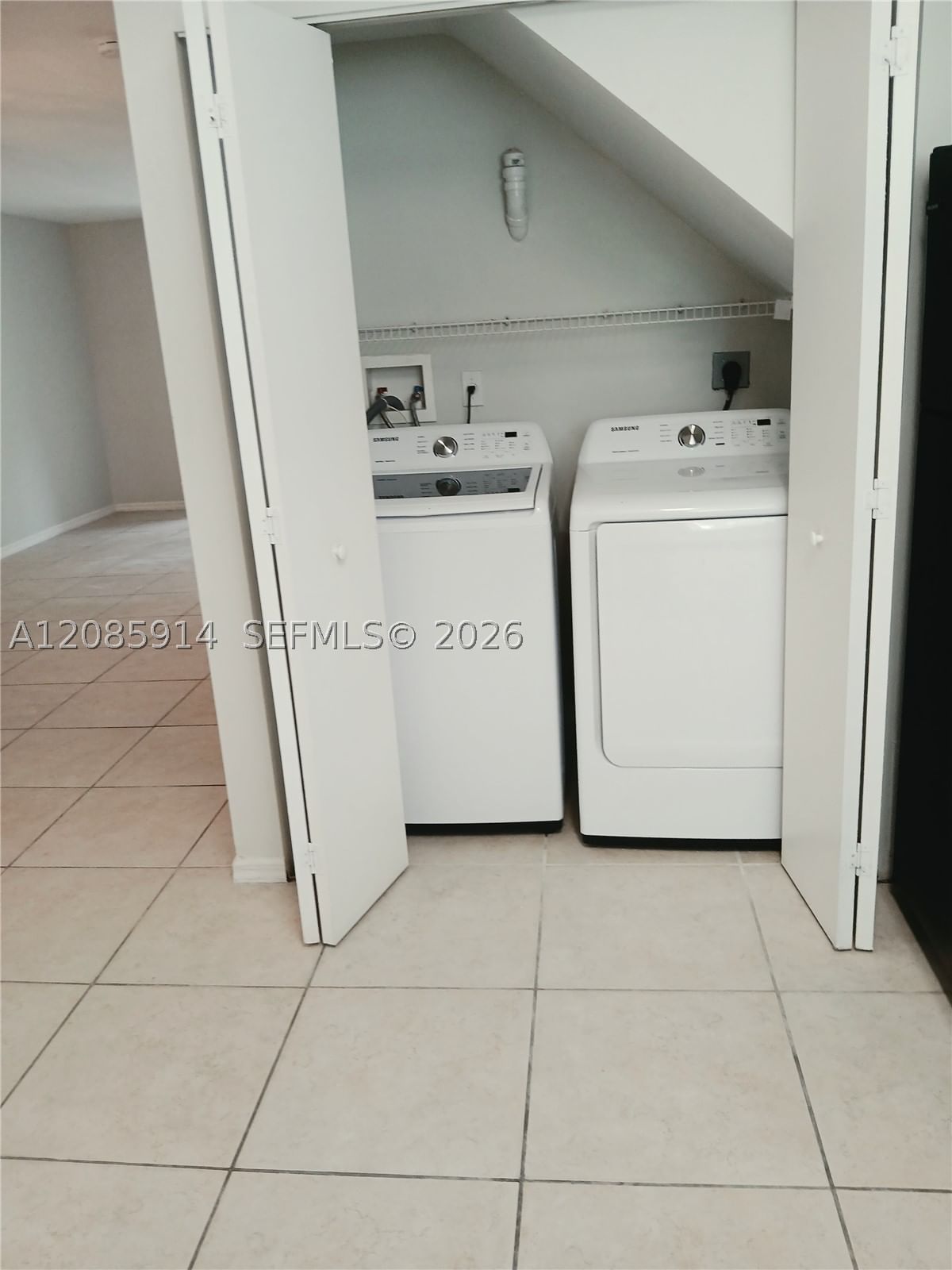 Real estate property located at 105 Hidden Ct Rd A-3, Broward, Washington Court Villas, Hollywood, FL