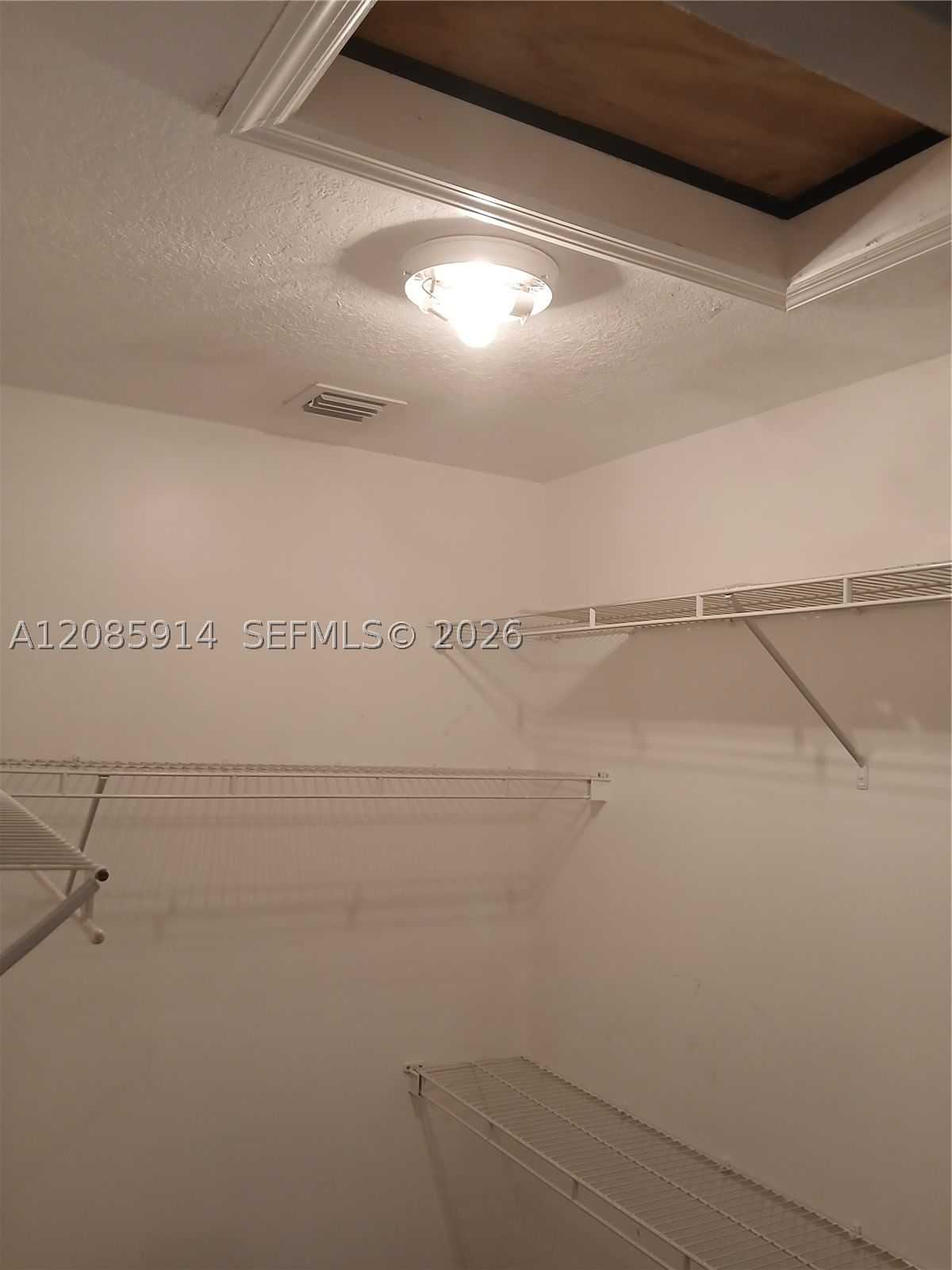 Real estate property located at 105 Hidden Ct Rd A-3, Broward, Washington Court Villas, Hollywood, FL