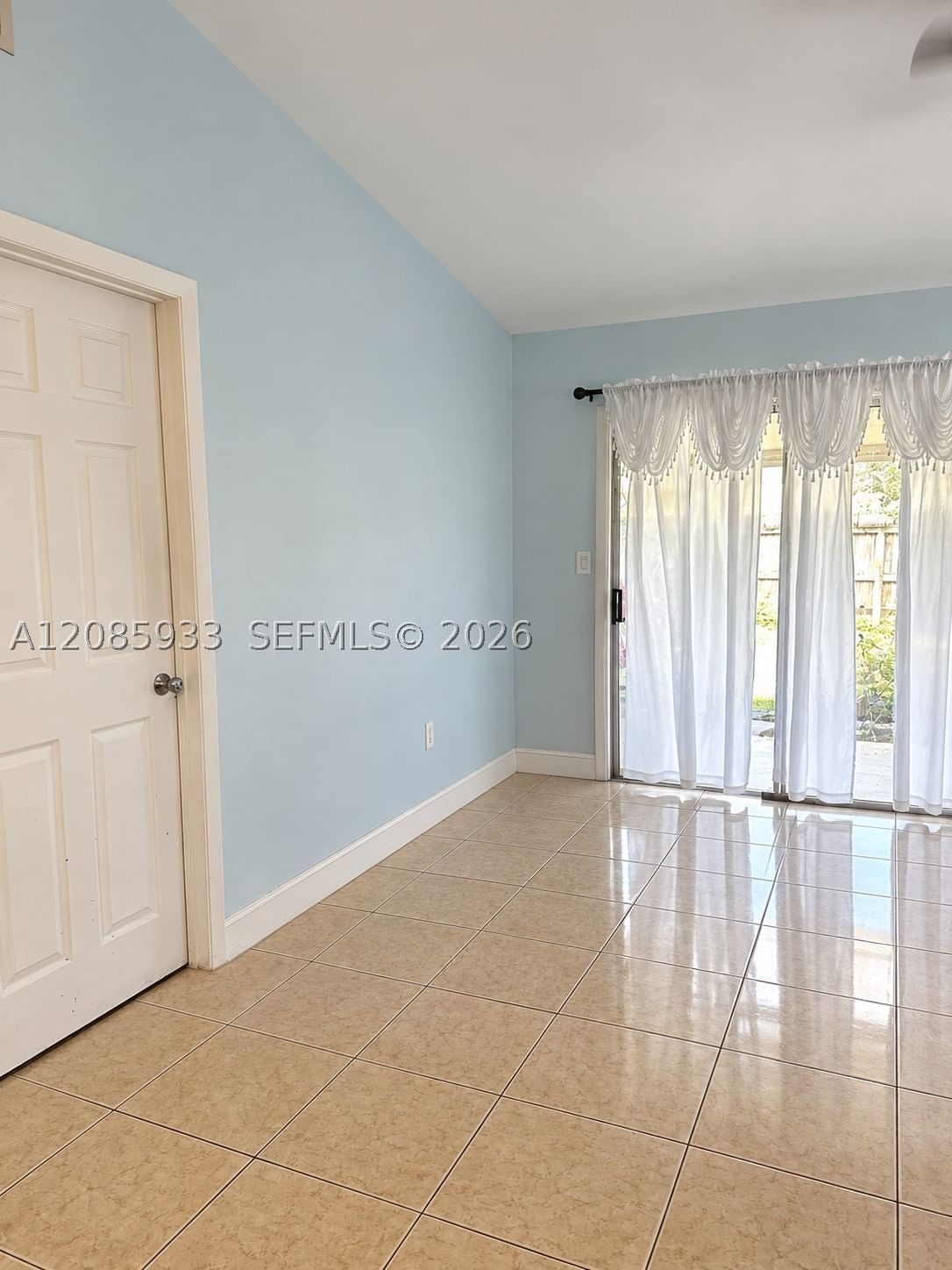 Real estate property located at 401 43rd St, Broward, Lake Island, Deerfield Beach, FL