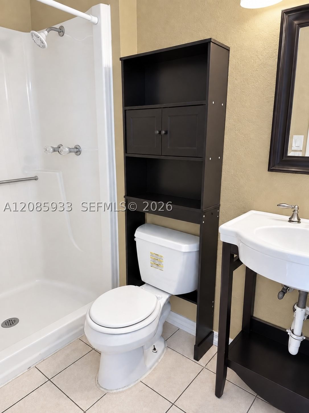 Real estate property located at 401 43rd St, Broward, Lake Island, Deerfield Beach, FL