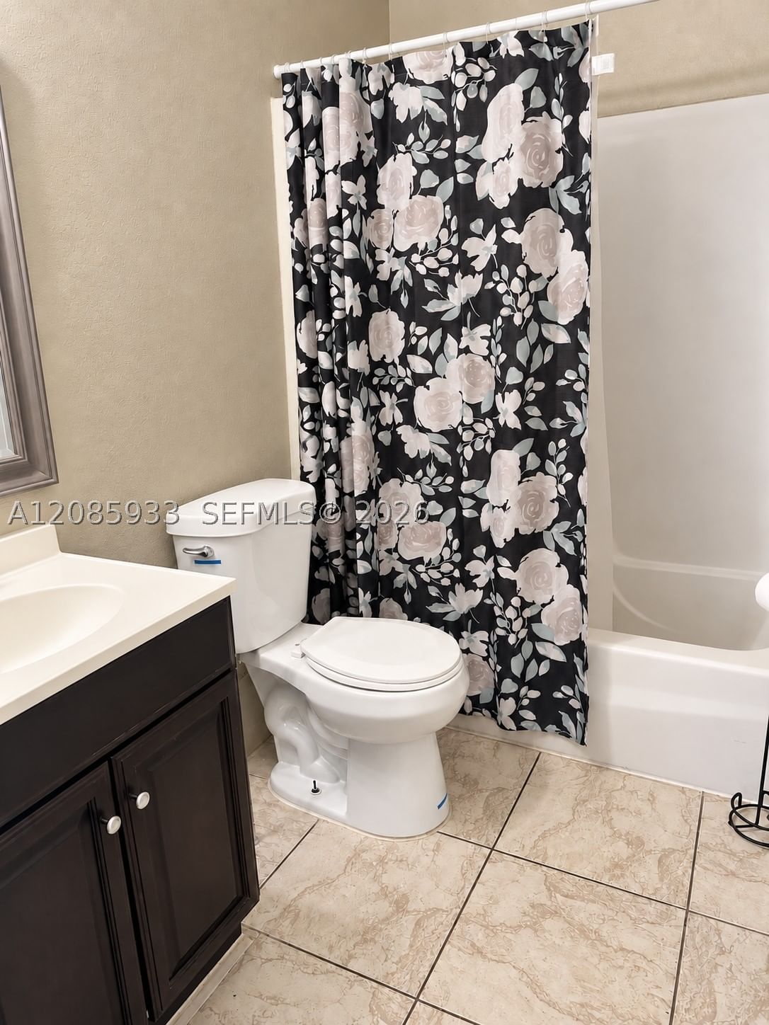 Real estate property located at 401 43rd St, Broward, Lake Island, Deerfield Beach, FL