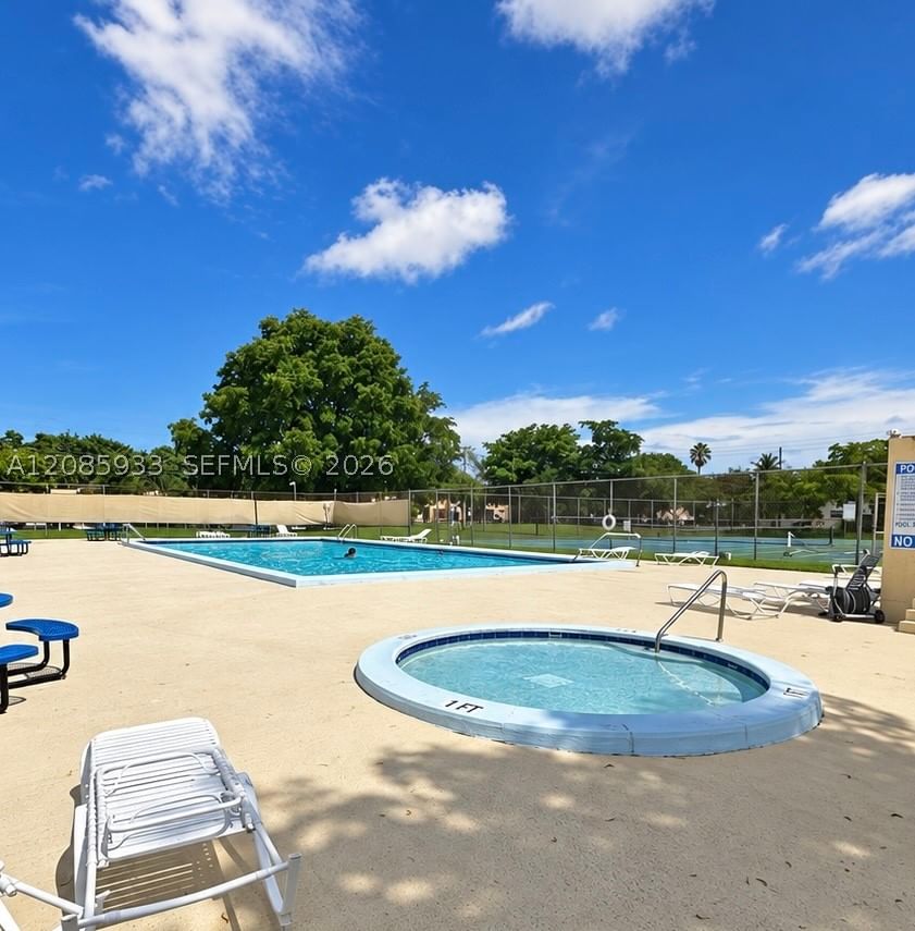 Real estate property located at 401 43rd St, Broward, Lake Island, Deerfield Beach, FL