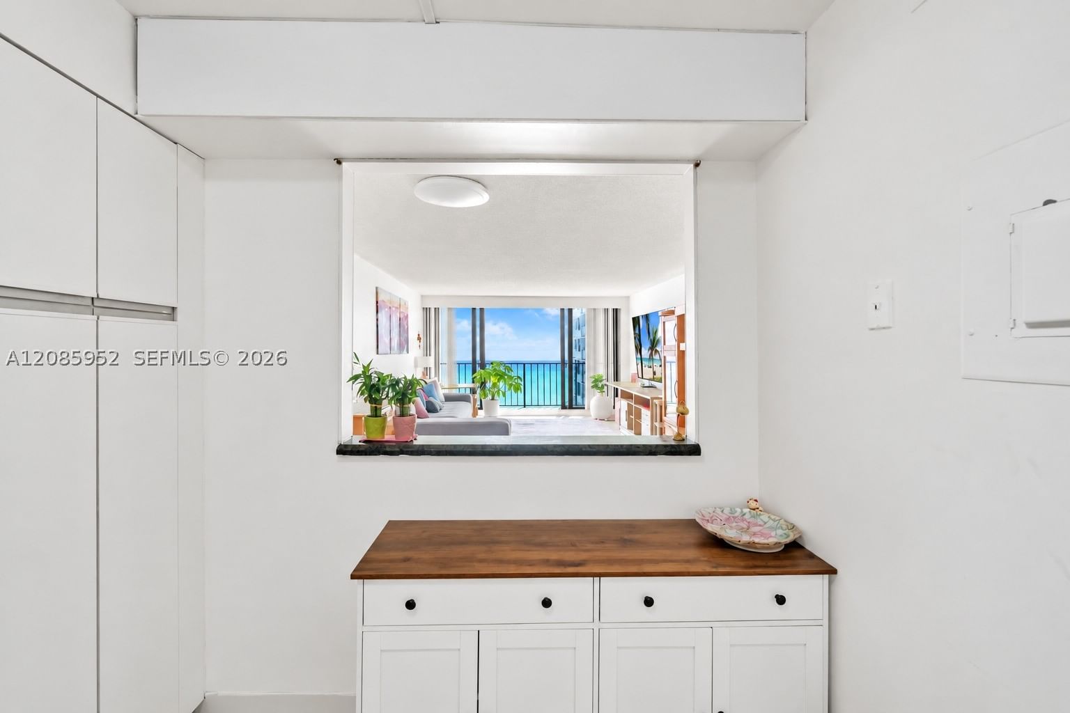 Real estate property located at 2401 Ocean Dr #1702, Broward, Britannia At Quadomain Co, Hollywood, FL