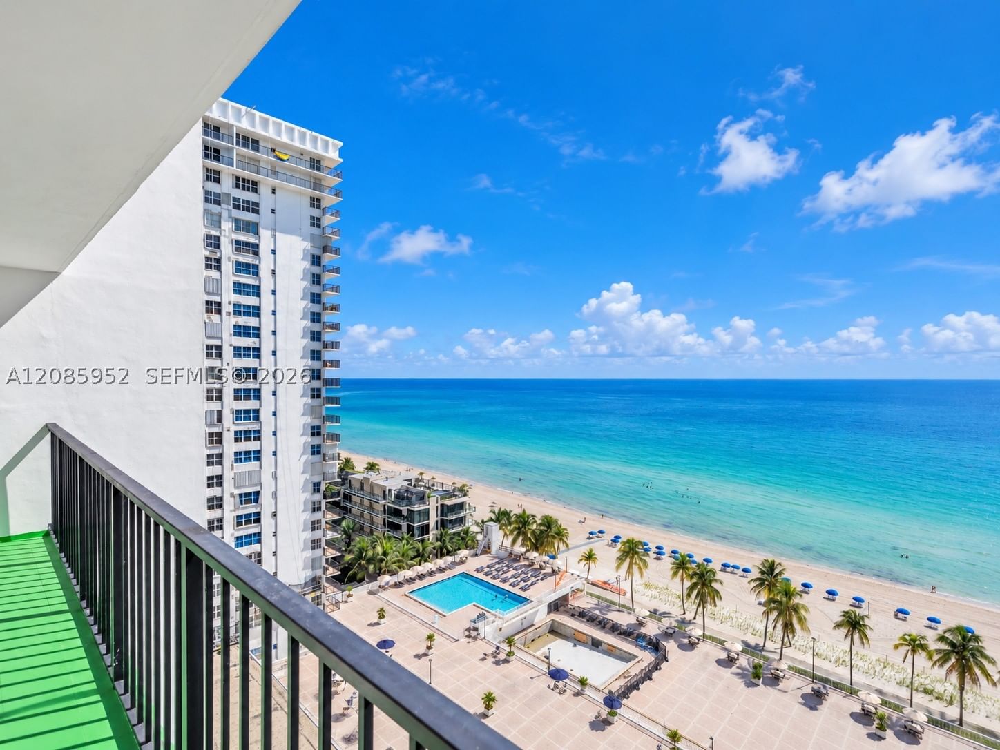 Real estate property located at 2401 Ocean Dr #1702, Broward, Britannia At Quadomain Co, Hollywood, FL