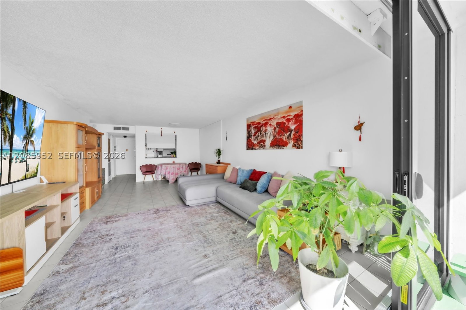 Real estate property located at 2401 Ocean Dr #1702, Broward, Britannia At Quadomain Co, Hollywood, FL