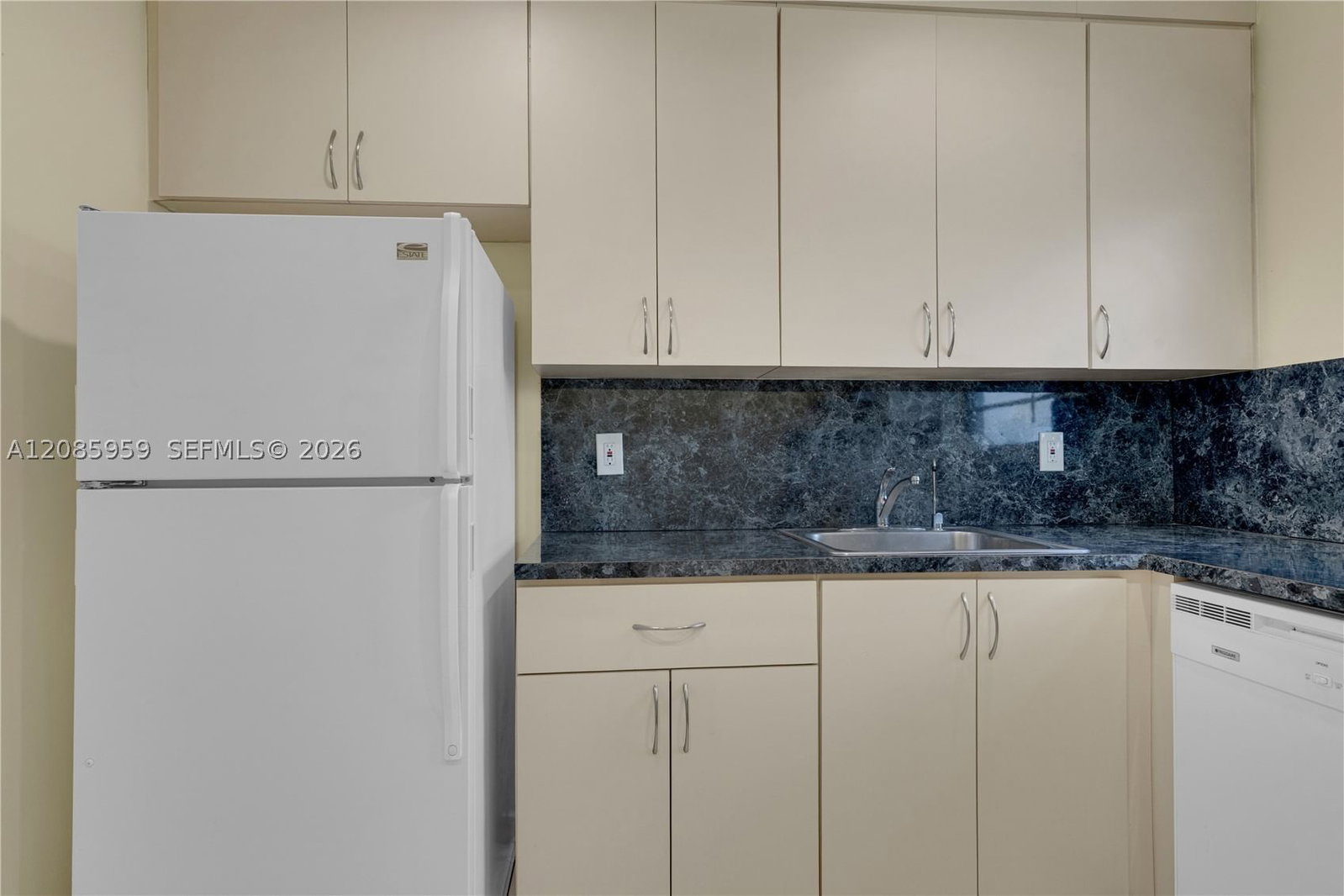 Real estate property located at 7150 Indian Creek Dr #505, Miami-dade, Boni Vista Two Condo, Miami Beach, FL