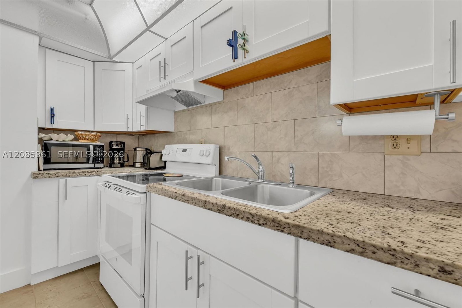 Real estate property located at 200 178th Dr #409, Miami-dade, Marbella Tower Condo, Sunny Isles Beach, FL