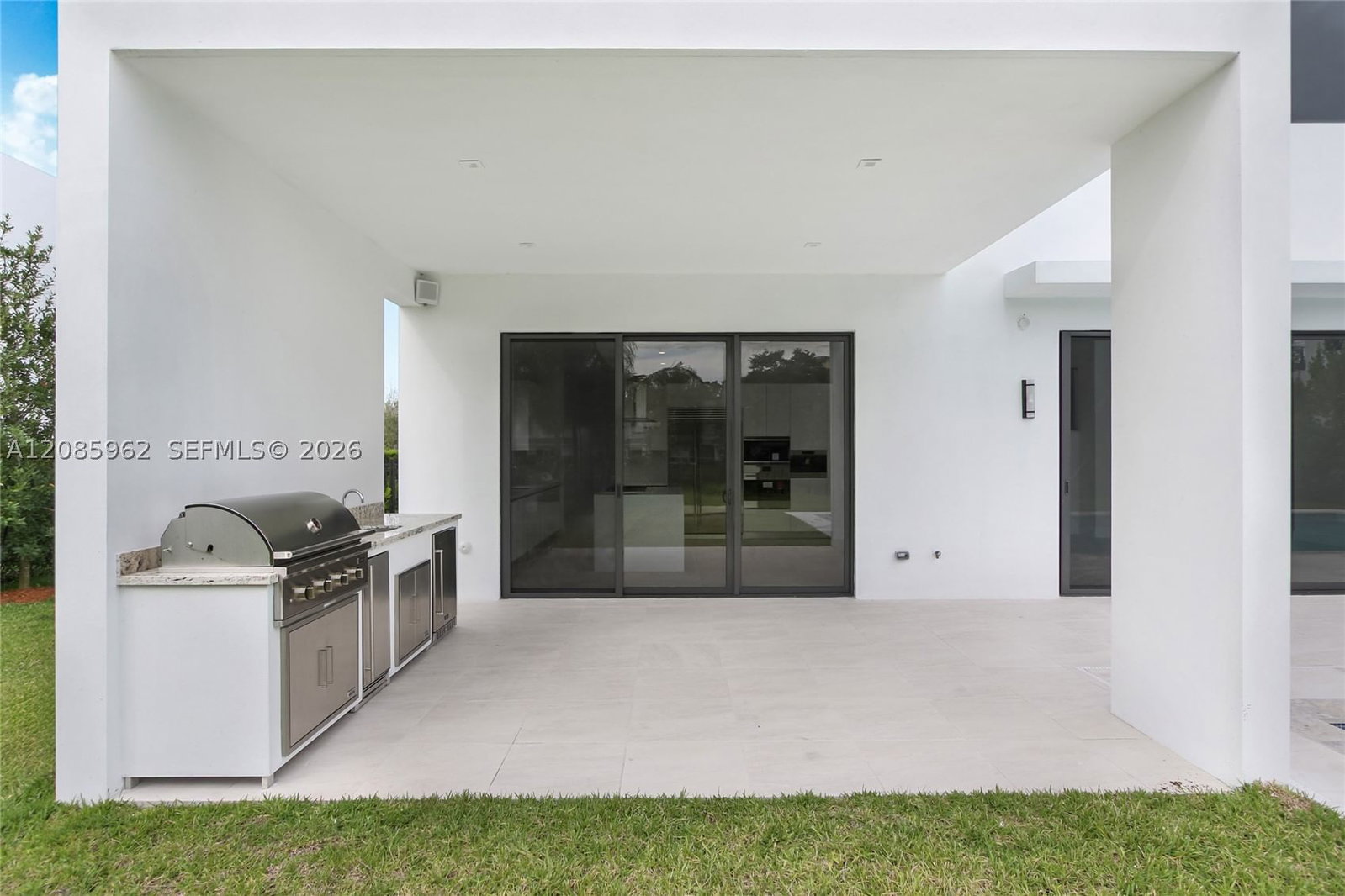 Real estate property located at 16492 Botaniko Dr S, Broward, Weston Estates, Weston, FL
