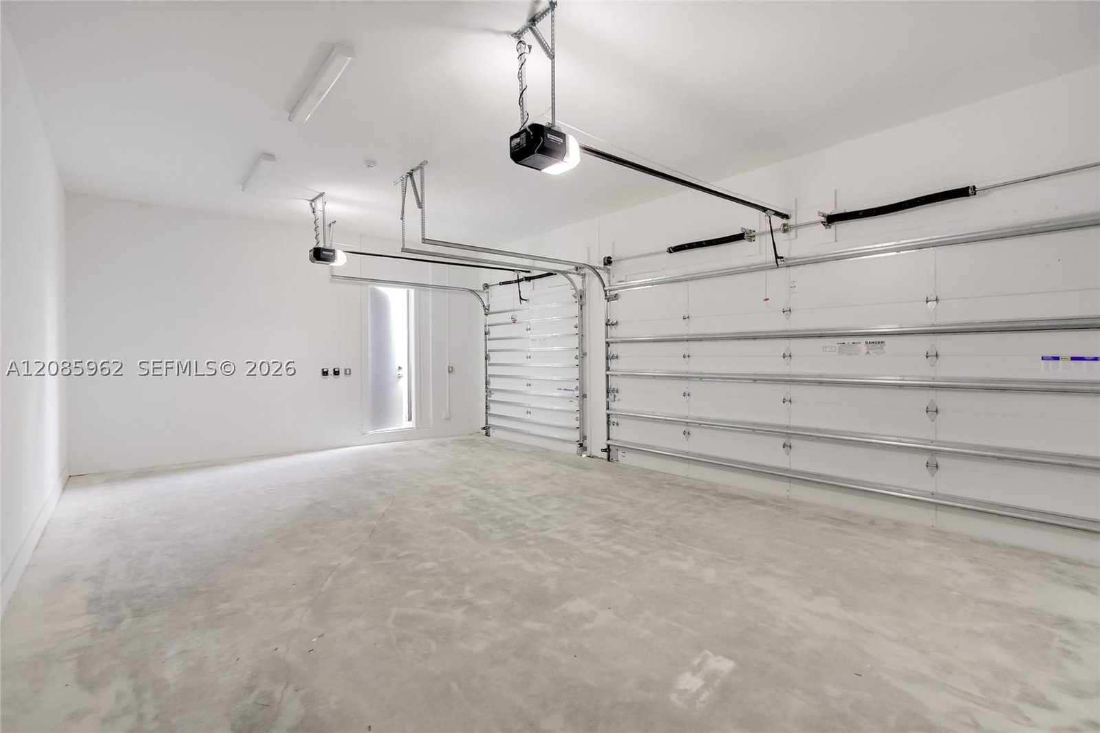 Real estate property located at 16492 Botaniko Dr S, Broward, Weston Estates, Weston, FL