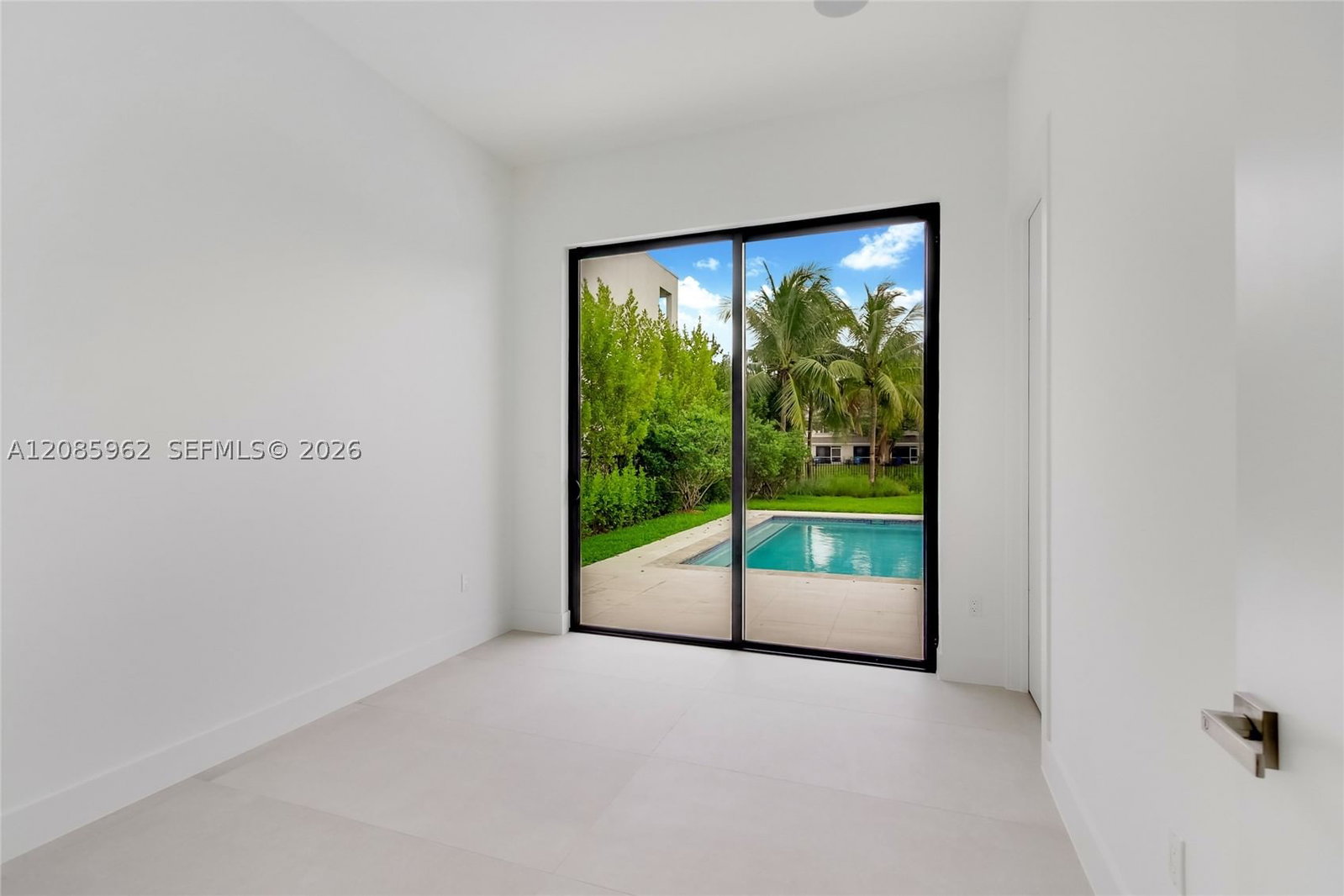 Real estate property located at 16492 Botaniko Dr S, Broward, Weston Estates, Weston, FL