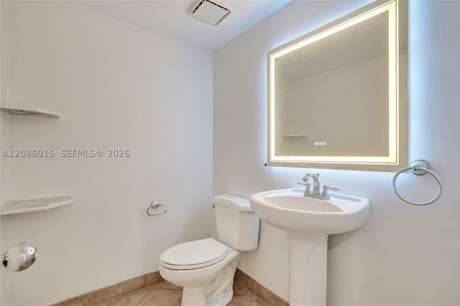 Real estate property located at 2689 165th St #56, Miami-dade, Lakeview Townhouses Condo, North Miami Beach, FL