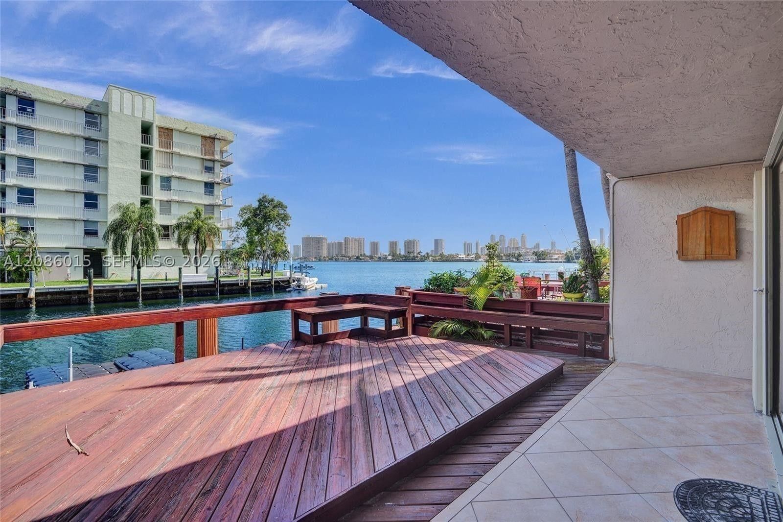 Real estate property located at 2689 165th St #56, Miami-dade, Lakeview Townhouses Condo, North Miami Beach, FL