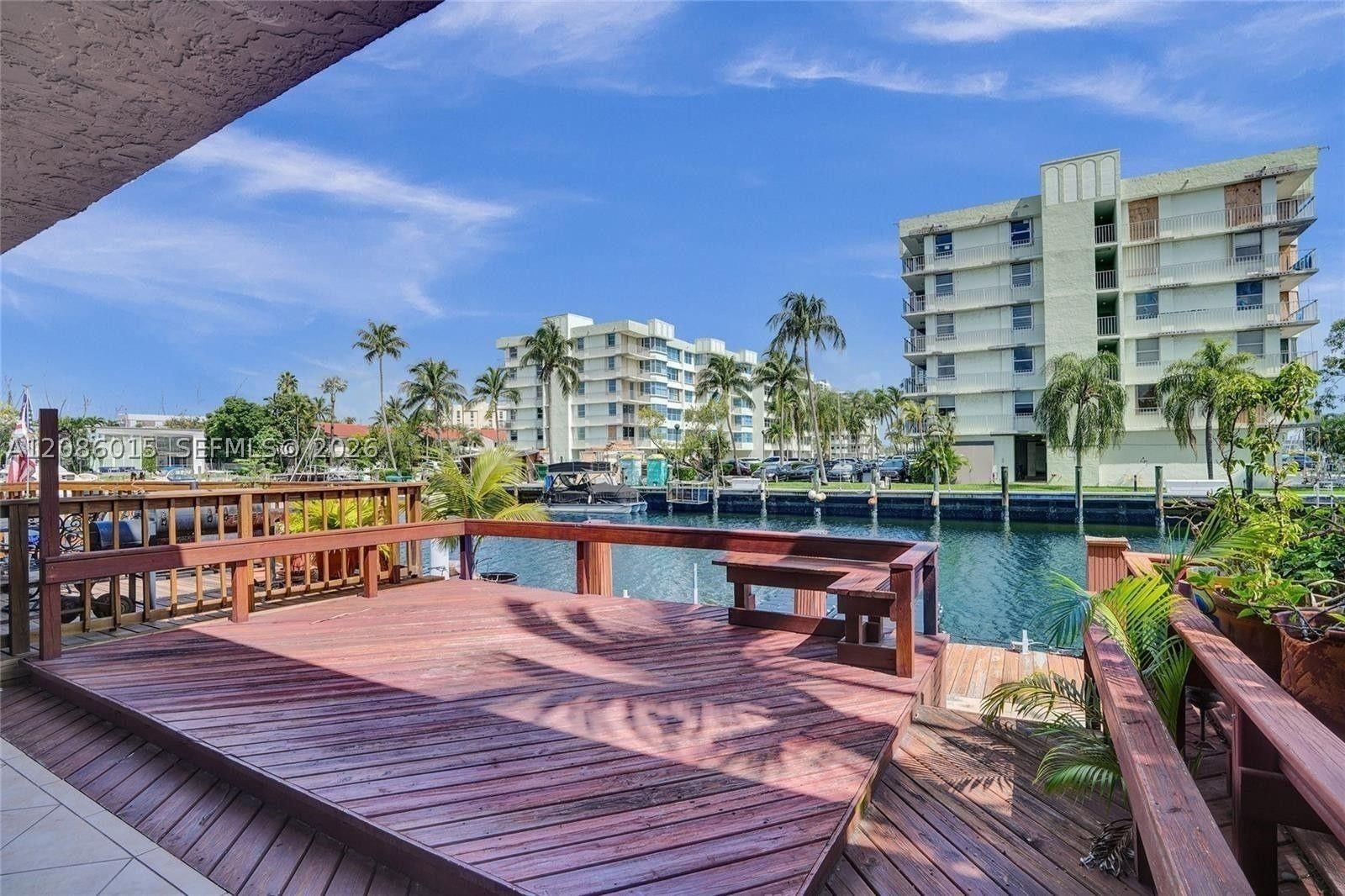 Real estate property located at 2689 165th St #56, Miami-dade, Lakeview Townhouses Condo, North Miami Beach, FL