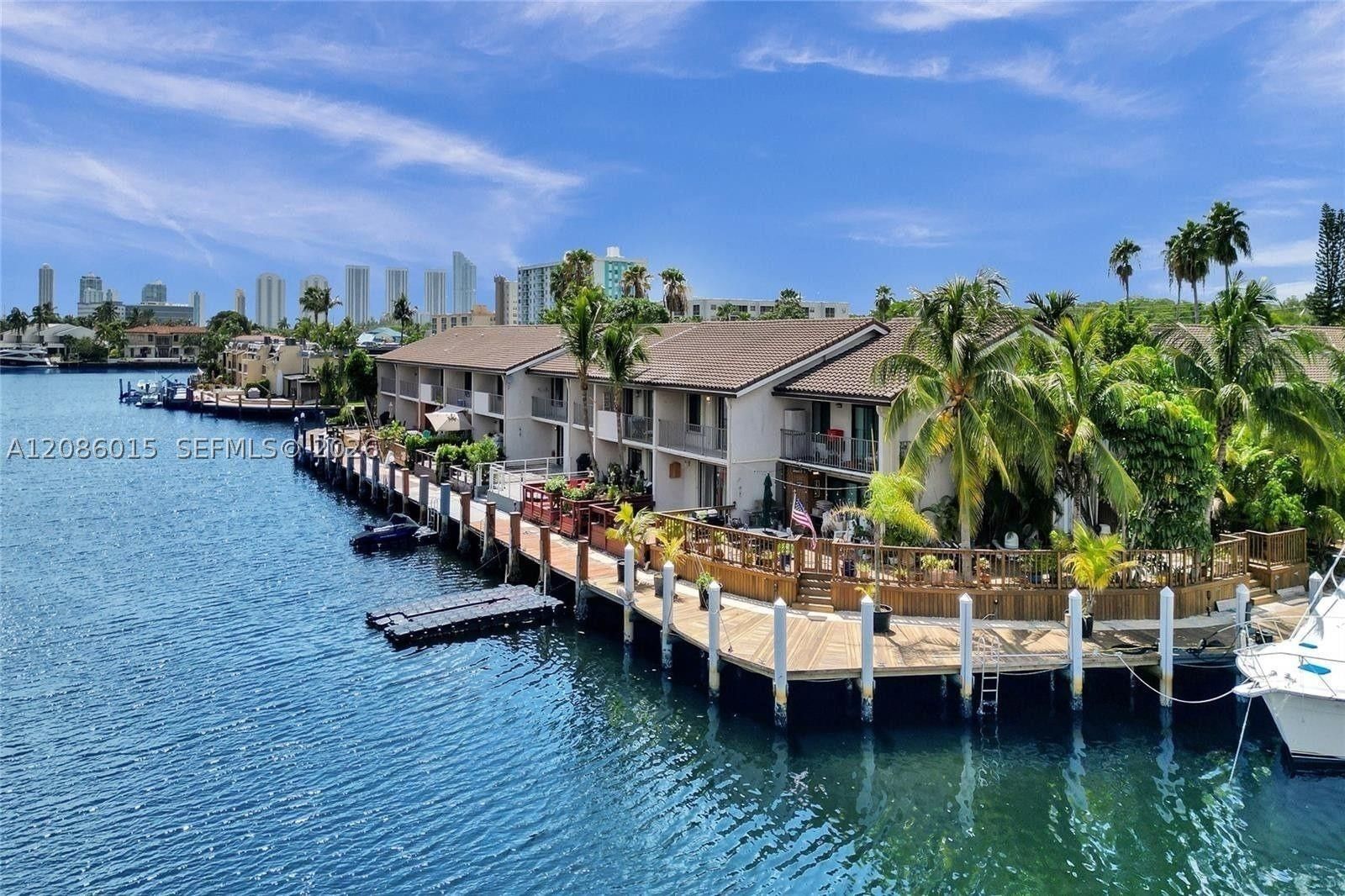 Real estate property located at 2689 165th St #56, Miami-dade, Lakeview Townhouses Condo, North Miami Beach, FL
