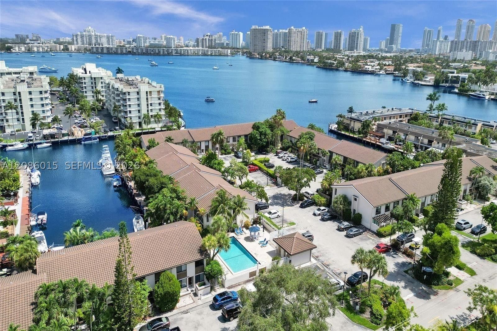 Real estate property located at 2689 165th St #56, Miami-dade, Lakeview Townhouses Condo, North Miami Beach, FL