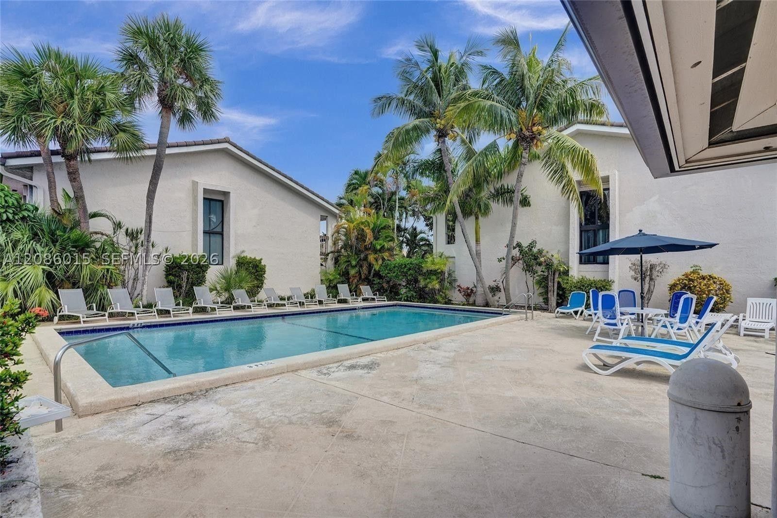 Real estate property located at 2689 165th St #56, Miami-dade, Lakeview Townhouses Condo, North Miami Beach, FL