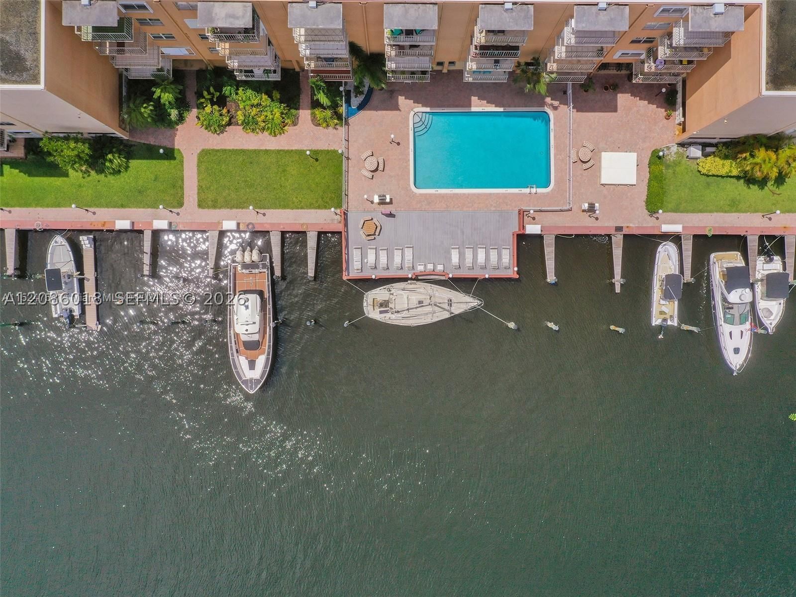 Real estate property located at 1777 15th St #308, Broward, Cromwell East Condo, Fort Lauderdale, FL