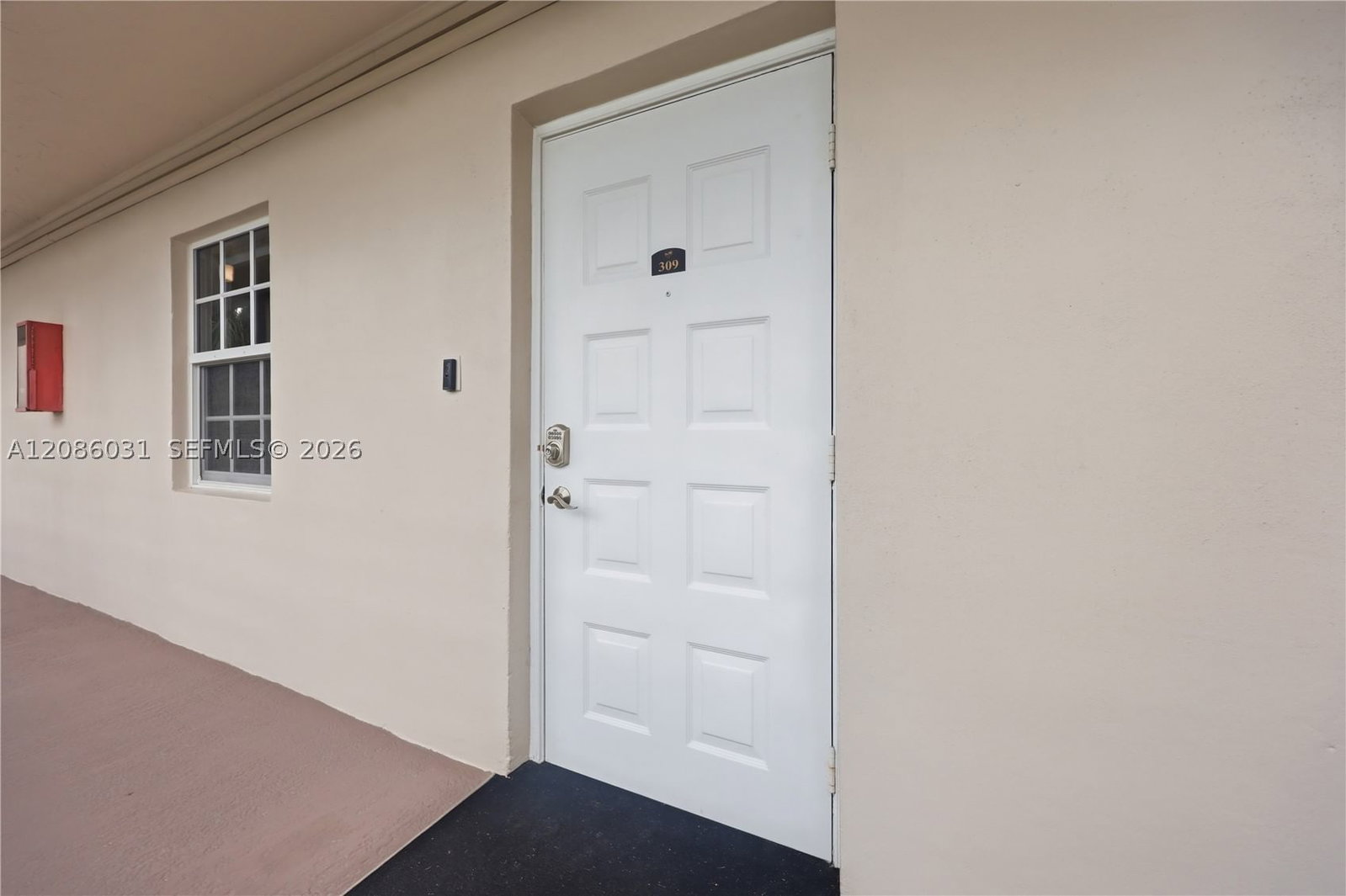 Real estate property located at 555 Oaks Ln #309, Broward, No 67 Palm-aire Country C, Pompano Beach, FL