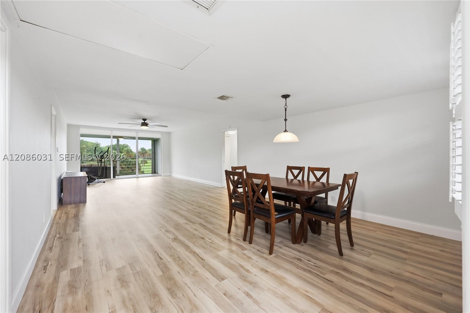 Real estate property located at 555 Oaks Ln #309, Broward, No 67 Palm-aire Country C, Pompano Beach, FL
