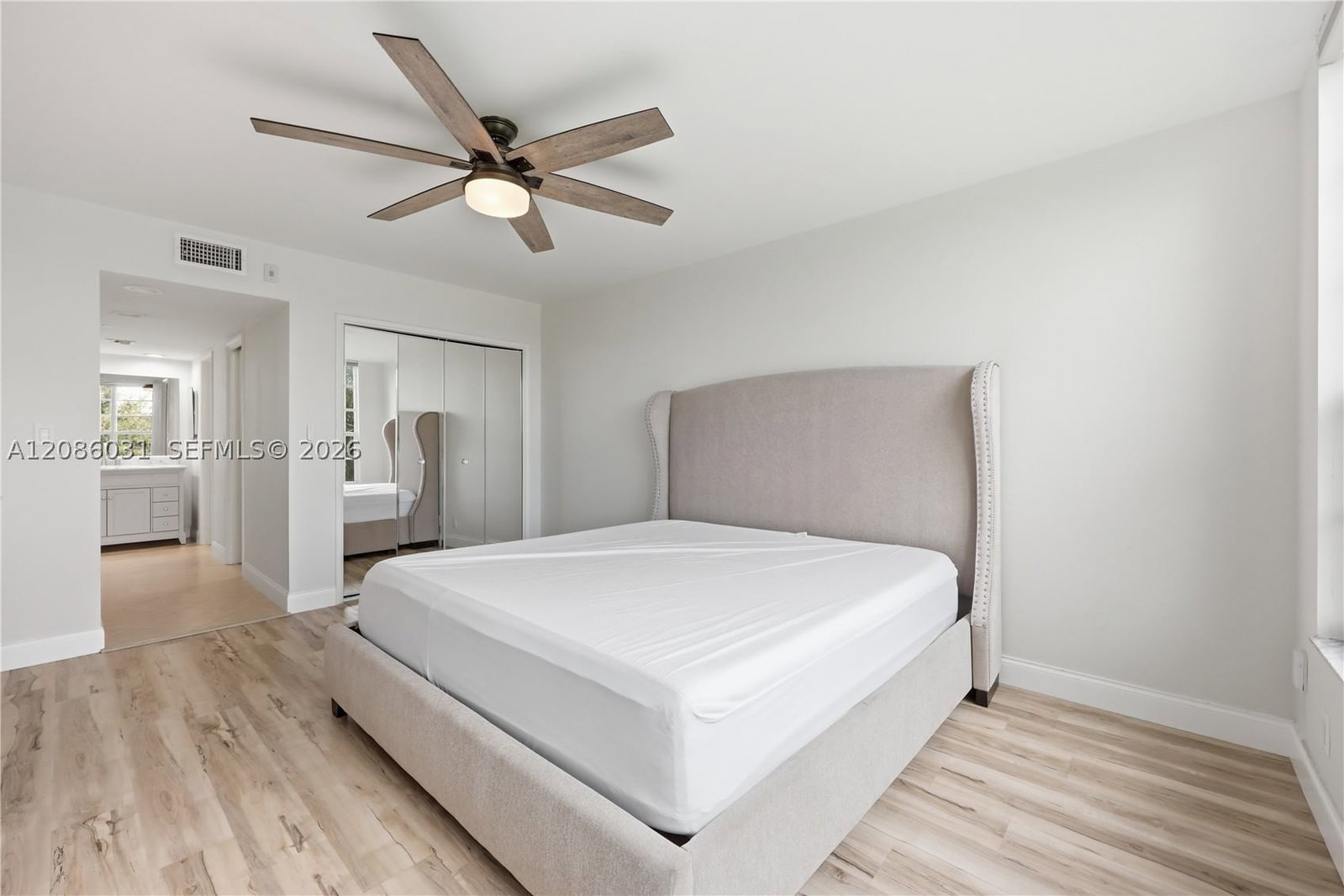 Real estate property located at 555 Oaks Ln #309, Broward, No 67 Palm-aire Country C, Pompano Beach, FL