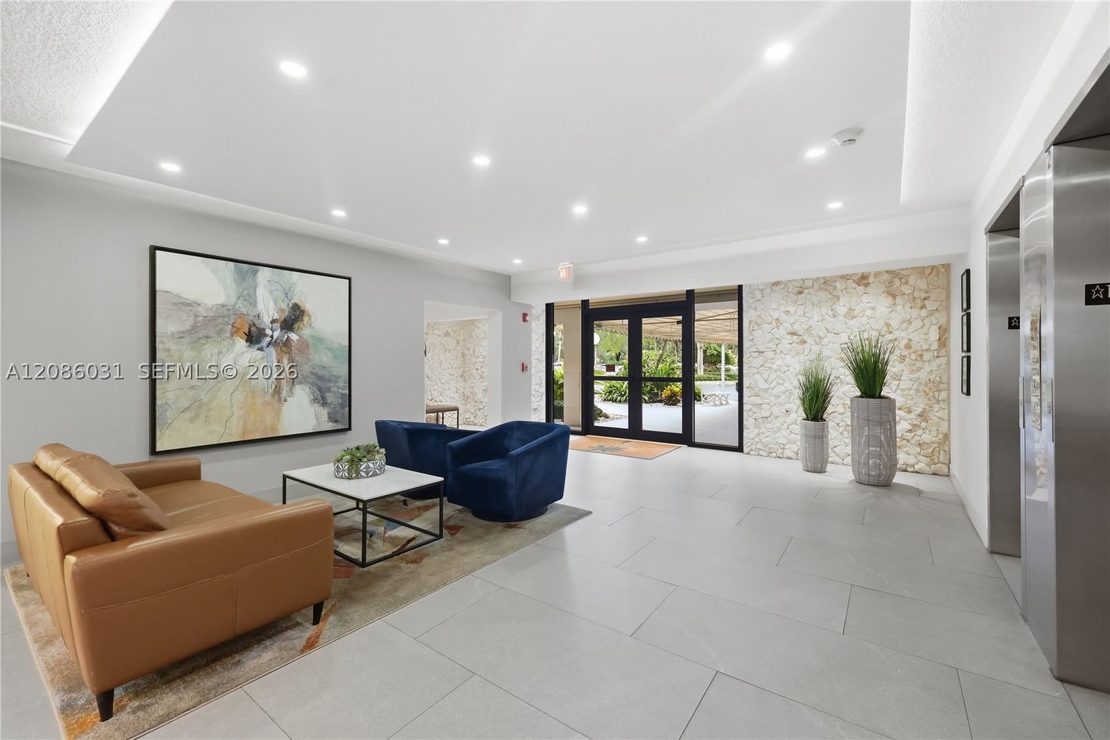 Real estate property located at 555 Oaks Ln #309, Broward, No 67 Palm-aire Country C, Pompano Beach, FL